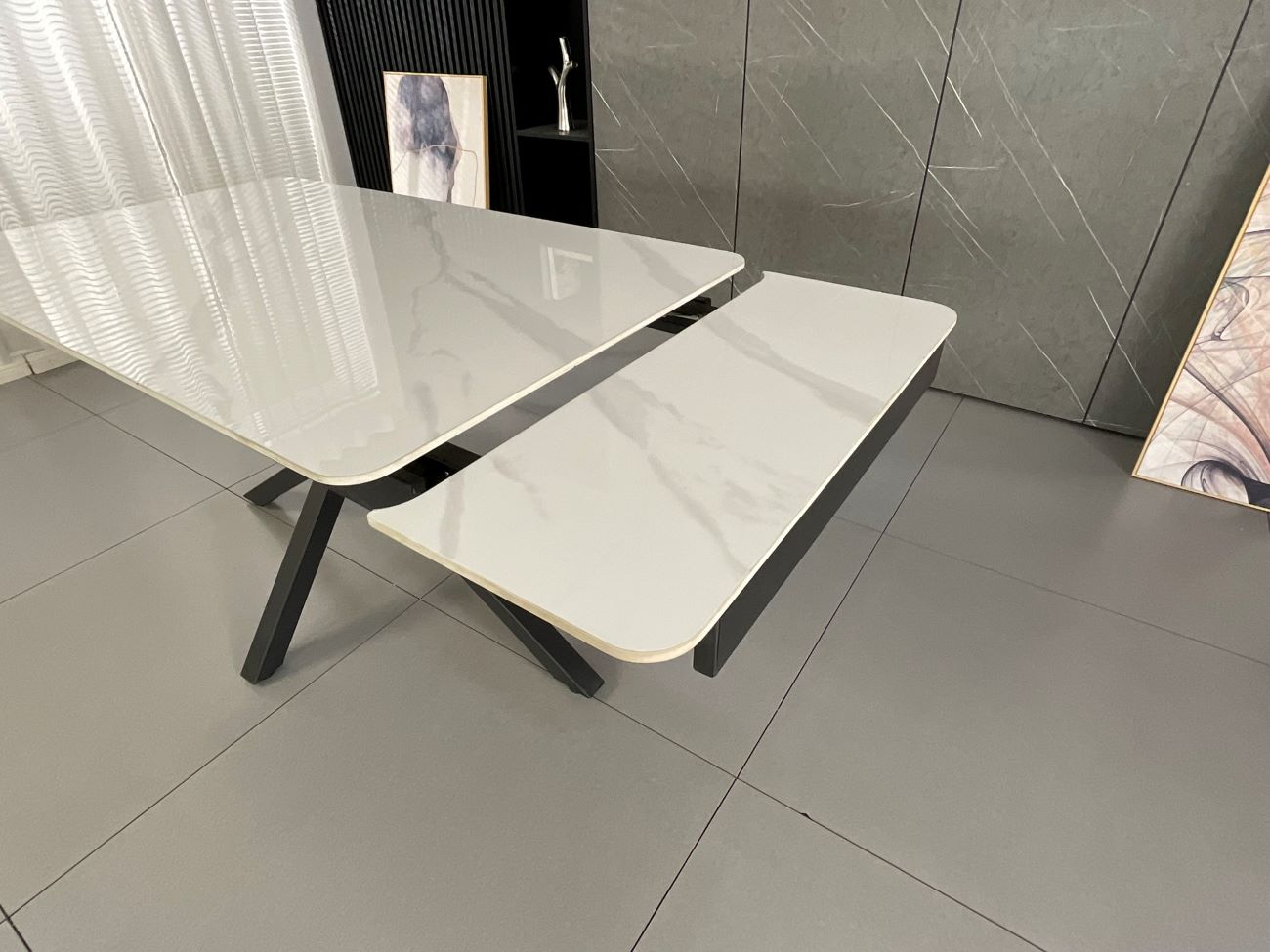 Oxford Black and 6 Hendrix Chairs Hevre 22 Dining Set